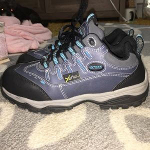 Hytest steel toe boots